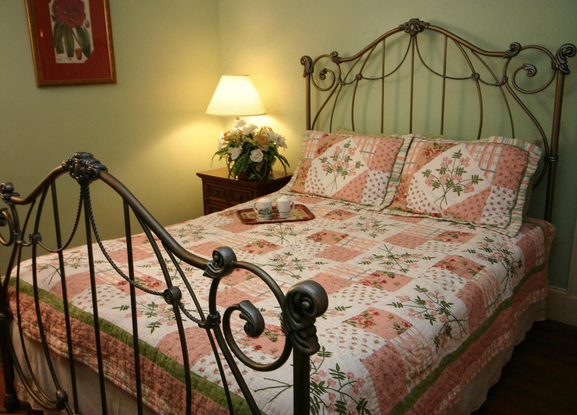 The Brewster Inn Dexter Екстериор снимка