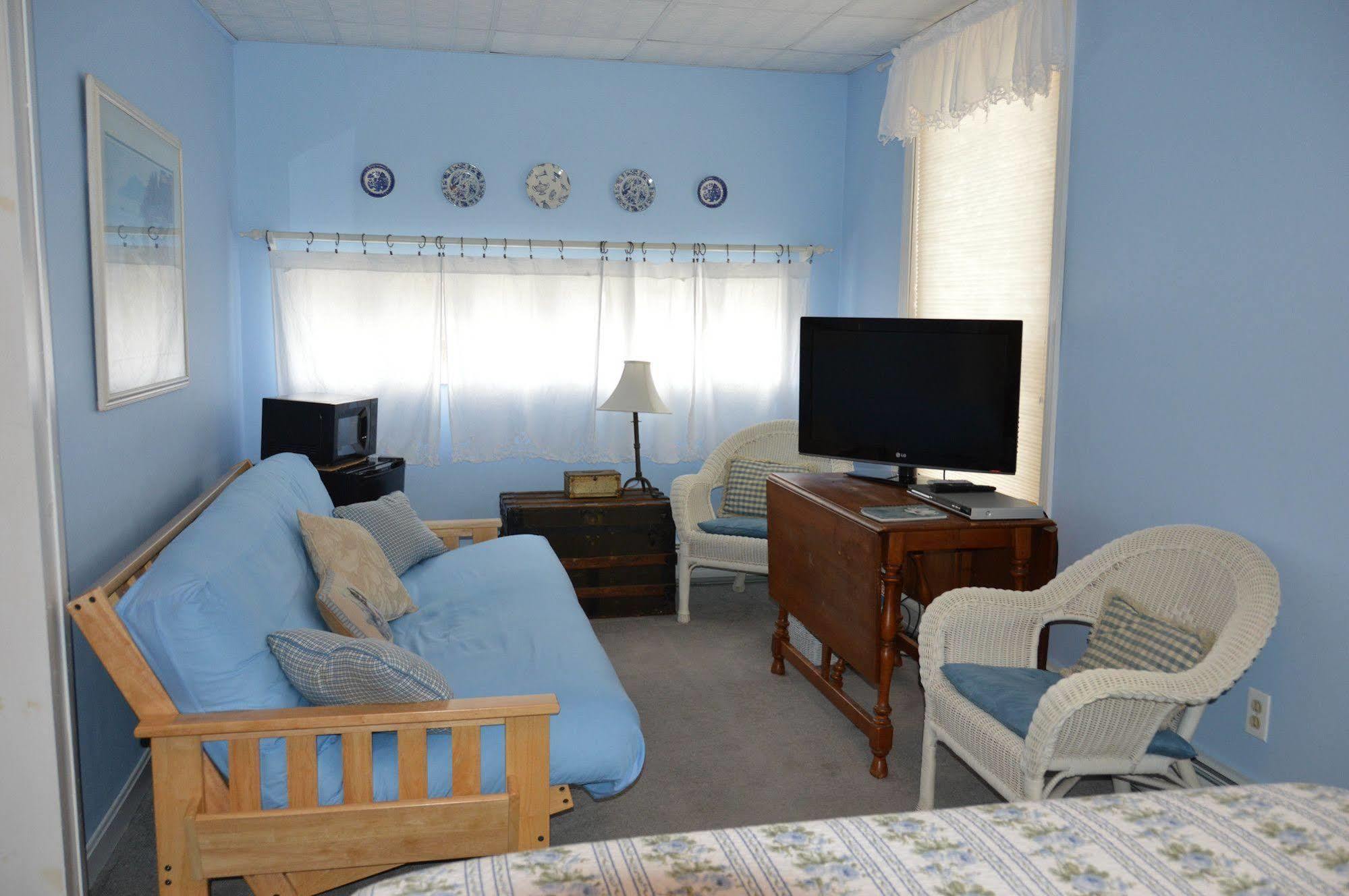 The Brewster Inn Dexter Екстериор снимка